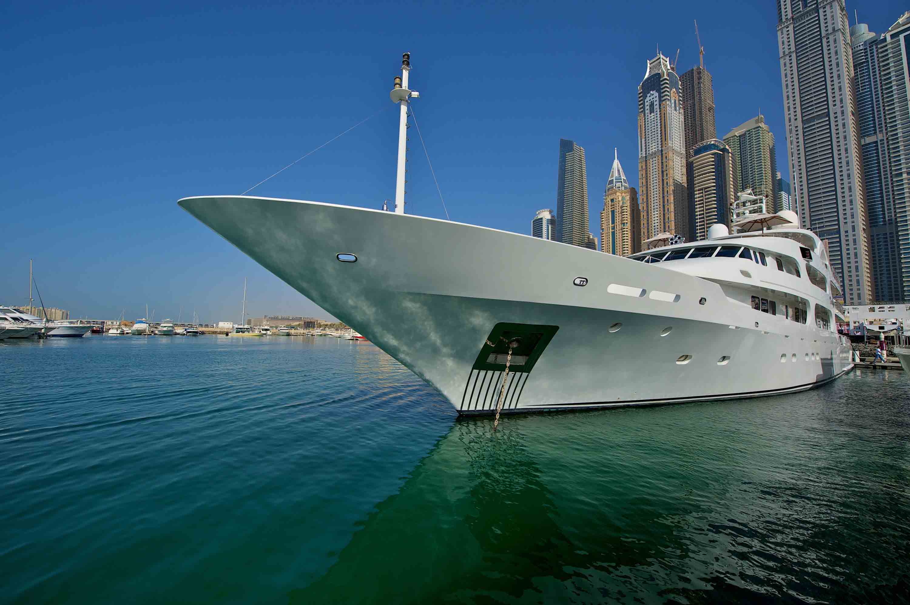 yacht charters dubai